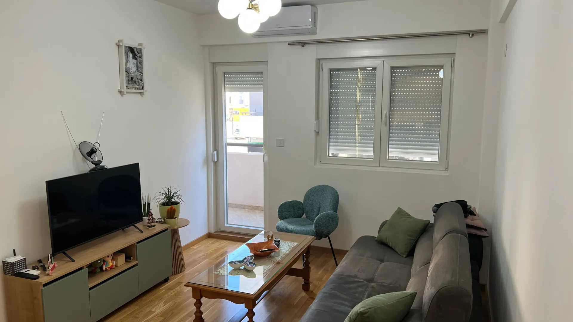 Izdavanje, jednosoban stan, 40m², Zabjelo, Podgorica