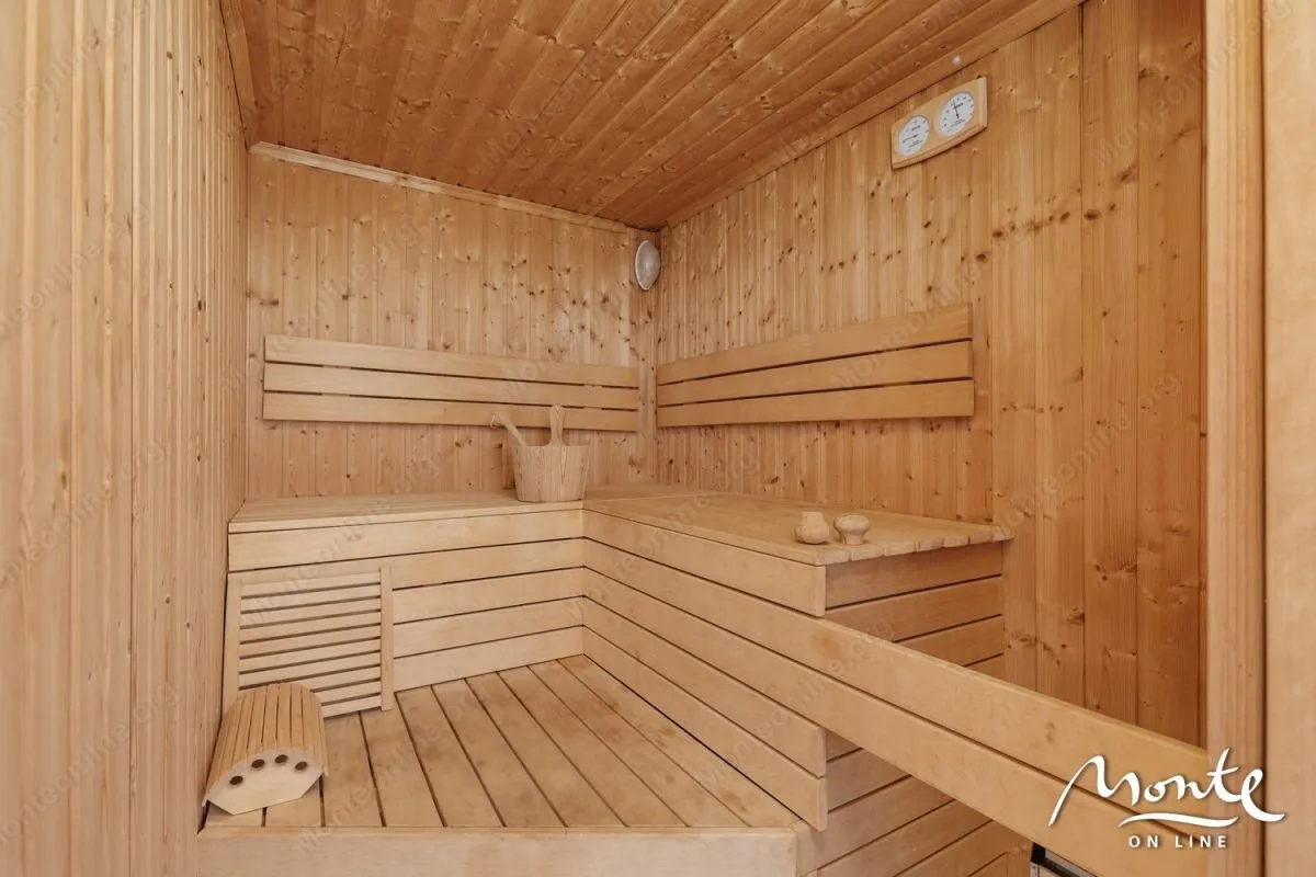 Prodaja, kuća, 220m², Tivat, Crna Gora