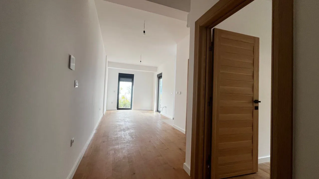 Sale, one bedroom apartment, 54m², Petrovac, Budva