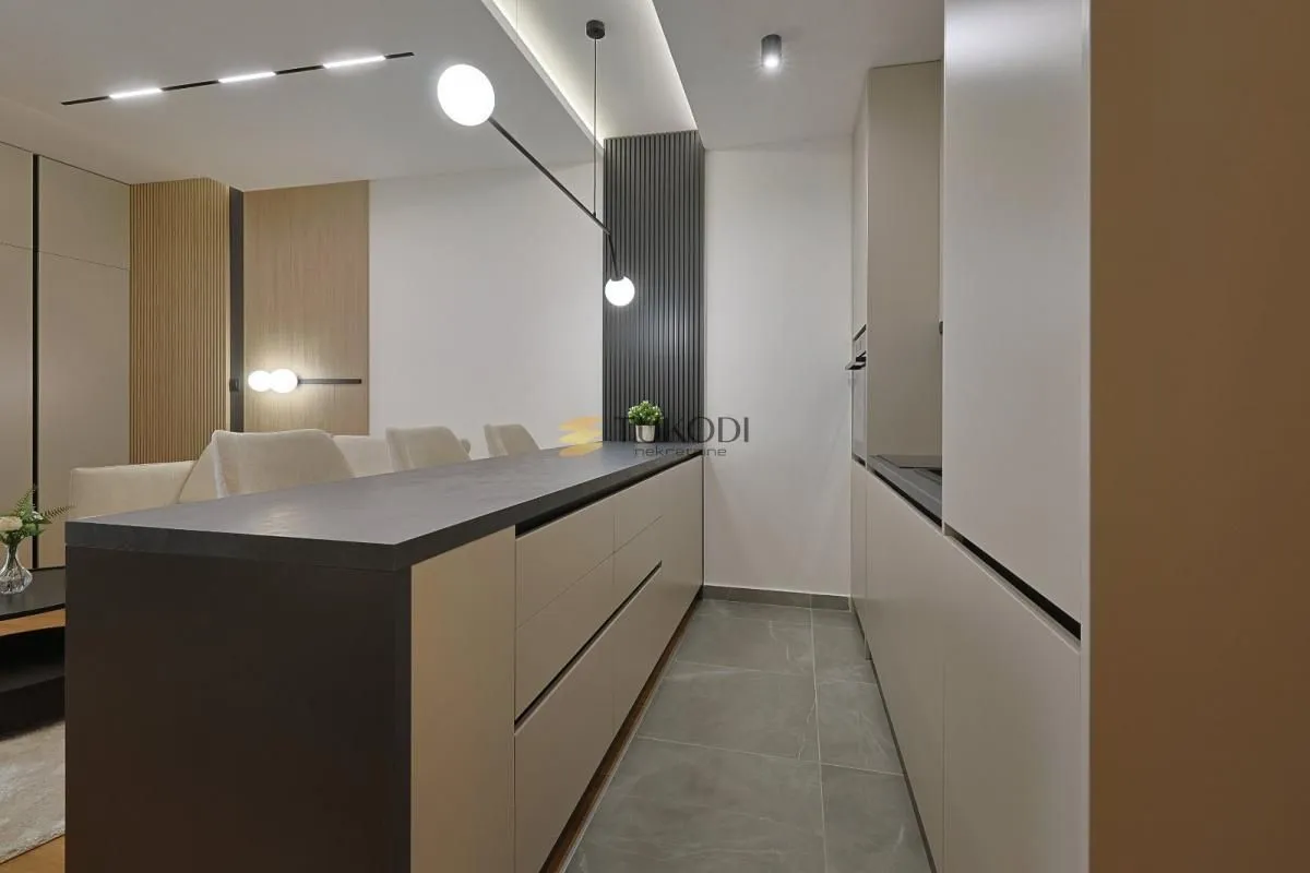 Izdavanje, jednosoban stan, 35m², Novi Beograd Blok 65, Novi Beograd Sve Podlokacije