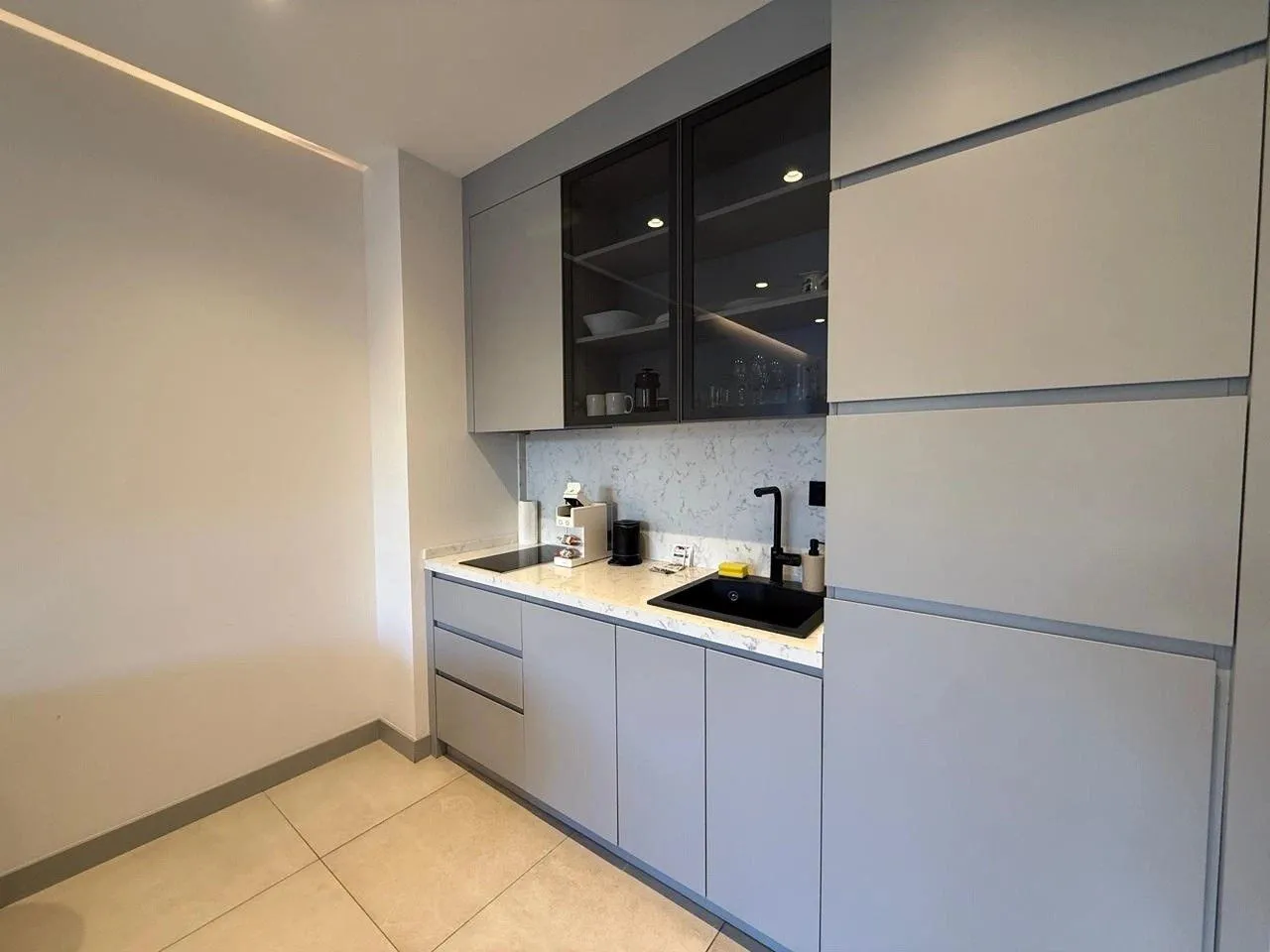 Sale, apartment, 45m², Bečići, Budva