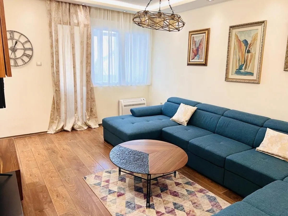 Prodaja, trosoban stan, 98m², Podgorica, Crna Gora