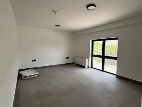 Rent, office space, 550m², Medijana, Niš - image 5