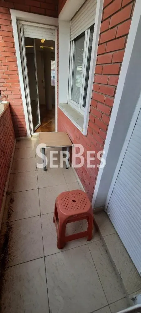 Rent, office space, 146m², Salajka, Novi Sad Sve Podlokacije