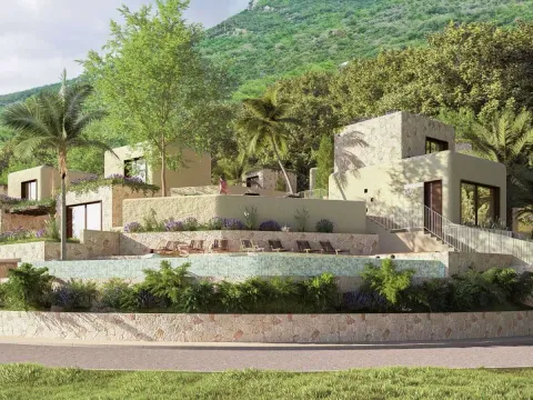 Prodaja, stan, 27m², Kotor, Crna Gora - image 2