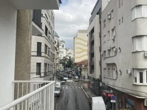 Izdavanje, dvosoban stan, 64m², Vračar Hram, Vračar Sve Podlokacije - image 9