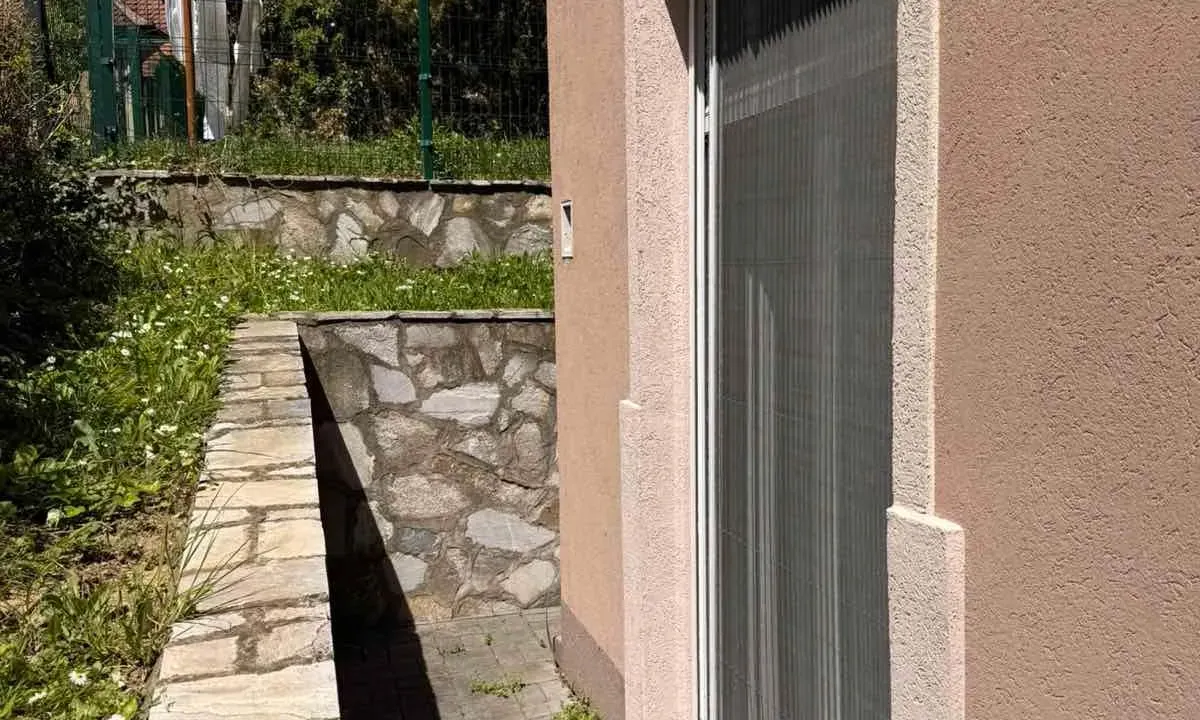 Prodaja, dvosoban stan, 42m², Centar, Vrnjačka Banja