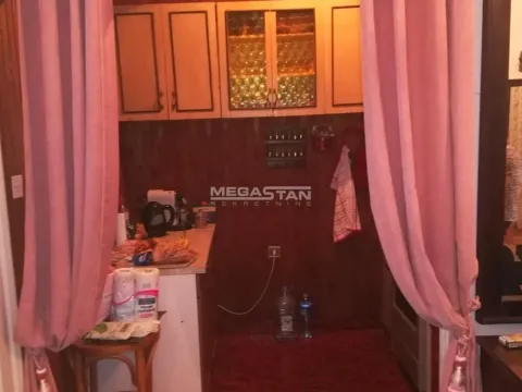 Prodaja, stan, 134m², Zemun Centar, Zemun Sve Podlokacije - image 7