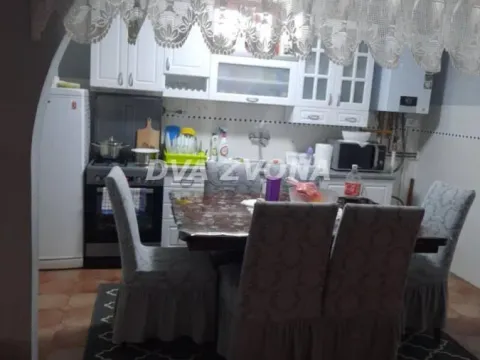 Prodaja, kuća, 600m², Čurug, Žabalj - image 13