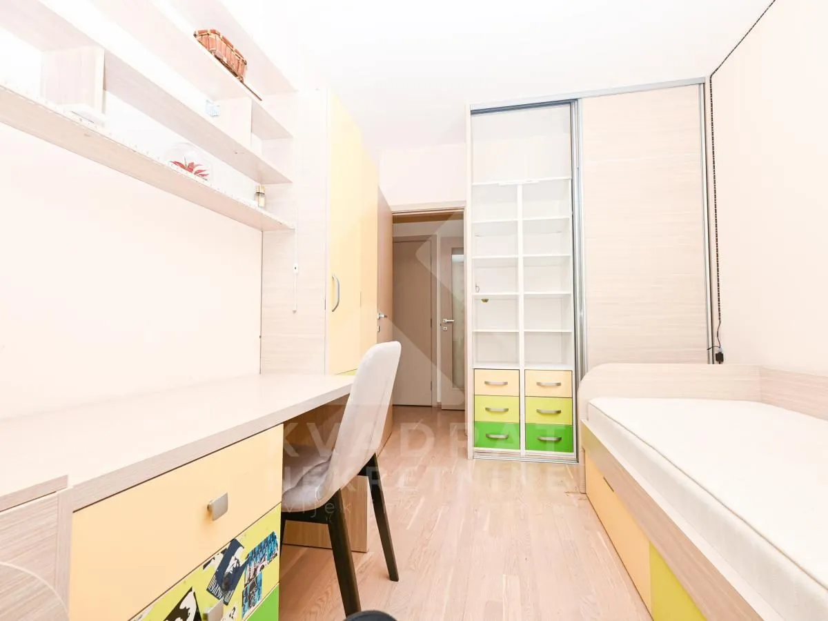 Rent, two bedroom apartment, 72m², City Kvart, Podgorica