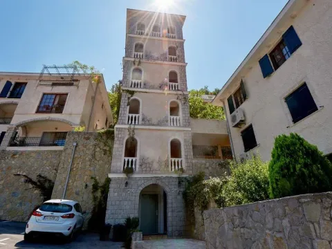 Sale, house, 235m², Kostanjica, Kotor - image 31