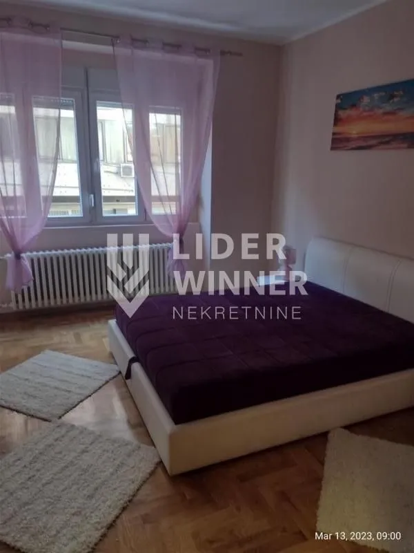 Prodaja, dvosoban stan, 60m², Stari Grad, Beograd