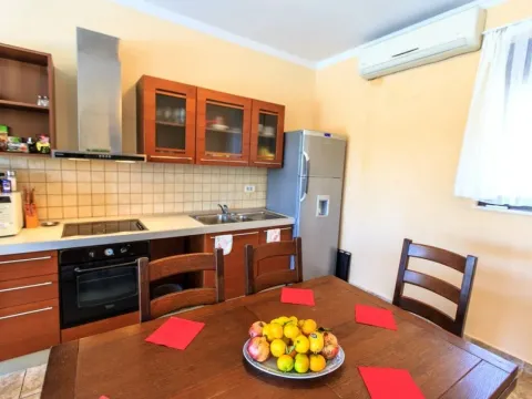 Prodaja, kuća, 340m², Budva, Crna Gora - image 42