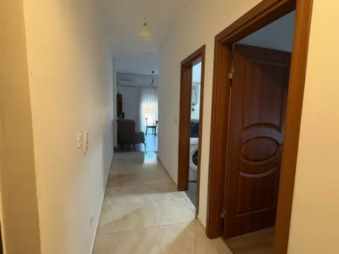 Izdavanje, jednosoban stan, 56m², Stari Aerodrom, Podgorica - image 11