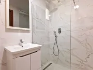 Sale, one bedroom apartment, 53m², Podkošljun, Budva - image 15