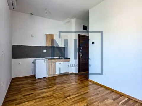 Izdavanje, garsonjera, 22m², Tološi, Podgorica - image 2