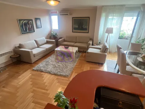 Sale, three bedroom apartment, 100m², Blok 5, Podgorica - image 13