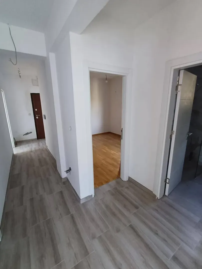 Sale, three bedroom apartment, 186m², Bečići, Budva