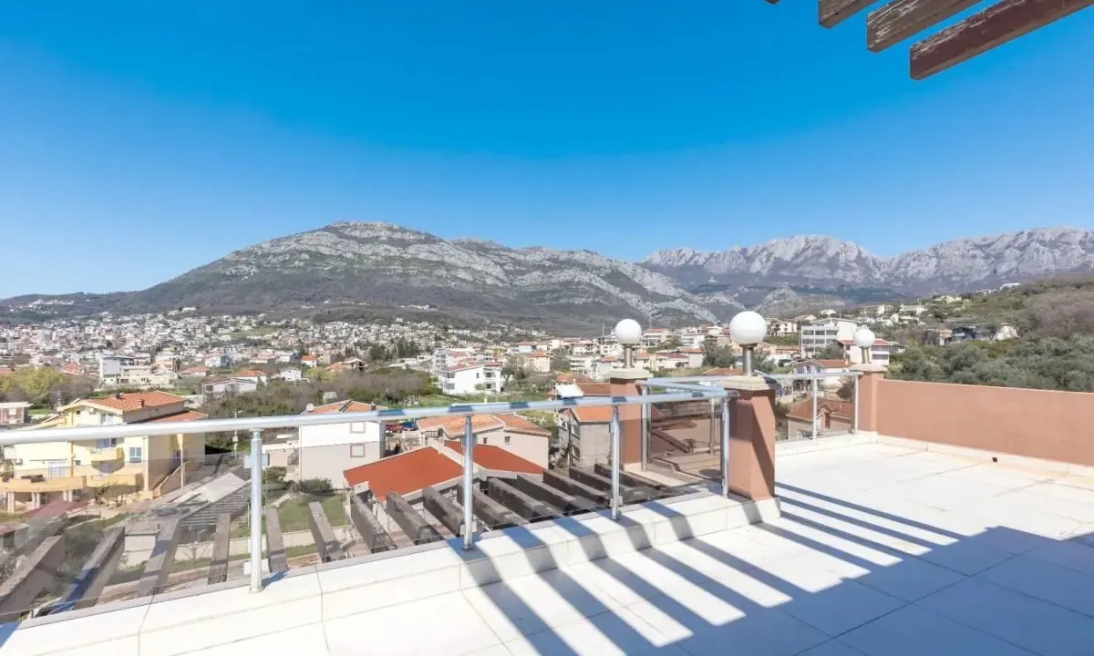 Prodaja, kuća, 221m², Bjeliši, Bar