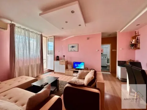 Izdavanje, trosoban stan, 65m², Savski Venac, Beograd - image 3