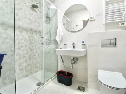 Daily-rent, one bedroom apartment, 51m², Centar, Bar - image 11