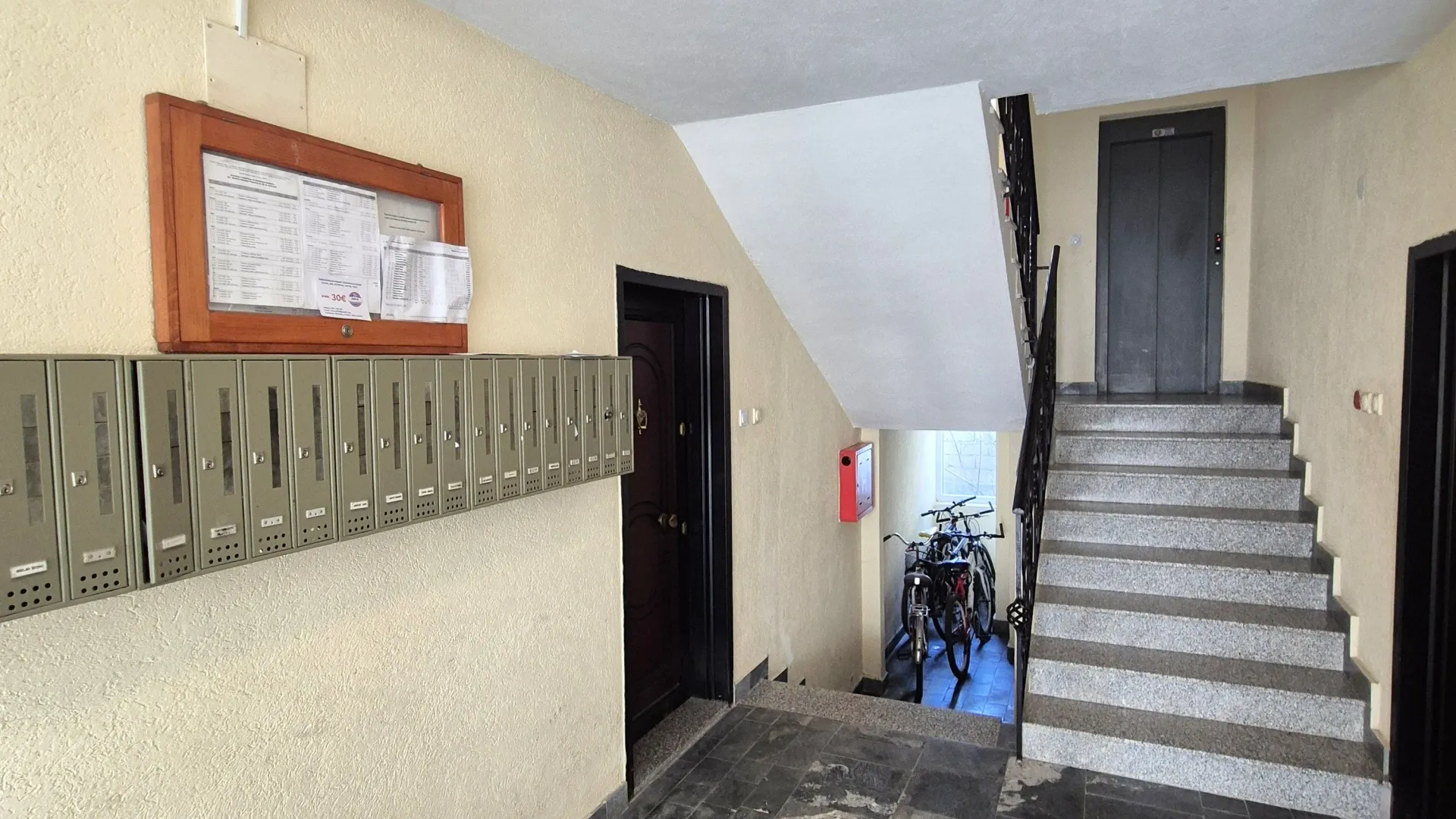 Prodaja, jednosoban stan, 57m², Ilino, Bar