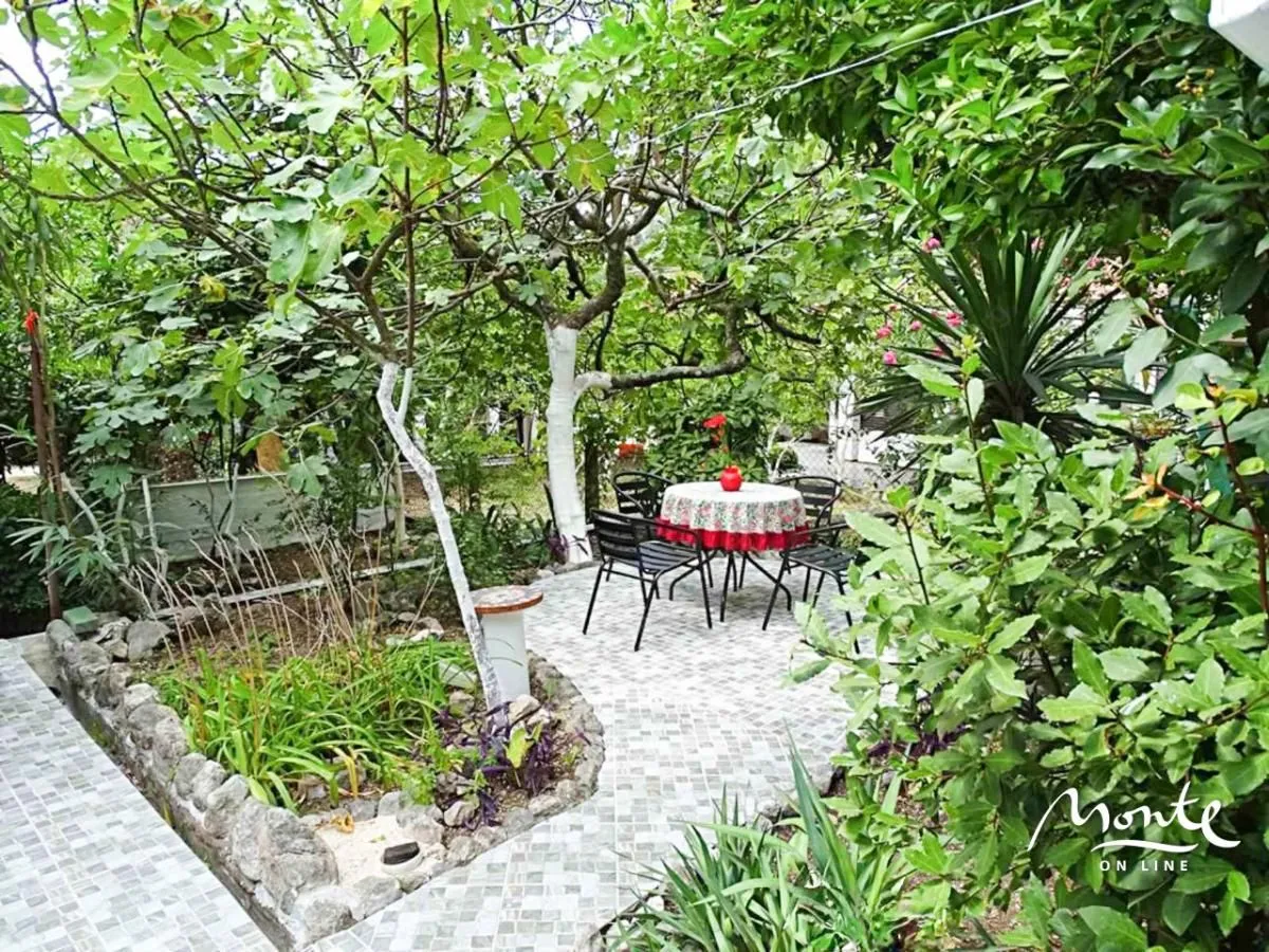 Sale, house, 78m², Orahovac, Kotor