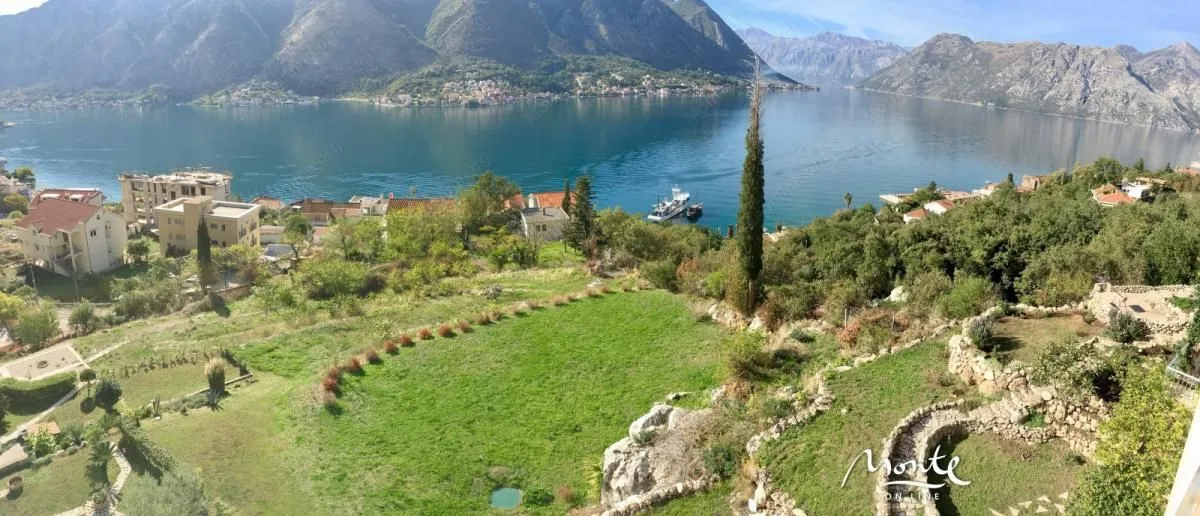 Prodaja, plac, 3060m², Dobrota, Kotor