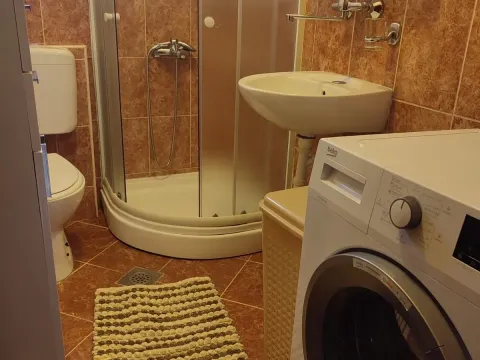 Izdavanje, jednosoban stan, 42m², Tripovići, Tivat - image 6