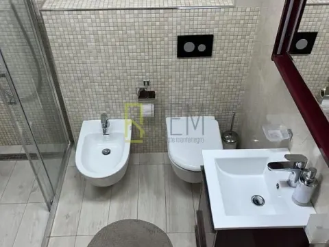 Prodaja, jednosoban stan, 50m², Pržno, Budva - image 9