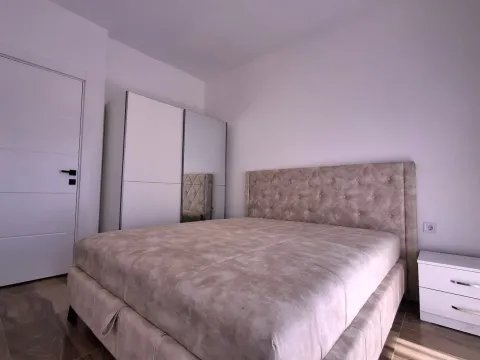 Izdavanje, stan, 76m², Krivi Most, Podgorica - image 15