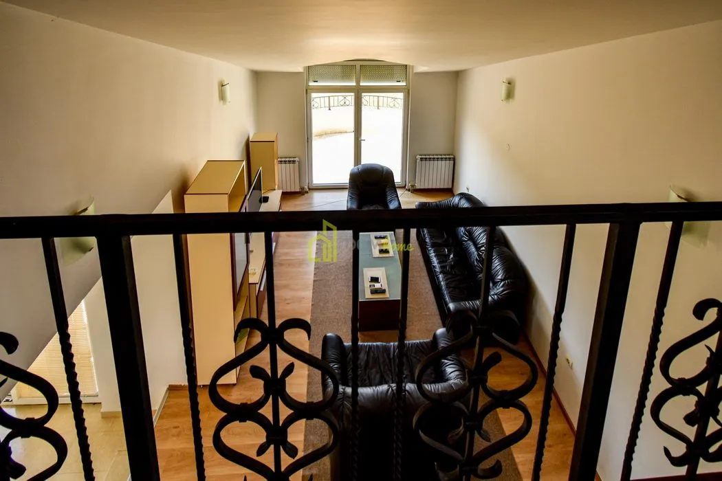 Rent, house, 185m², Tološi, Podgorica