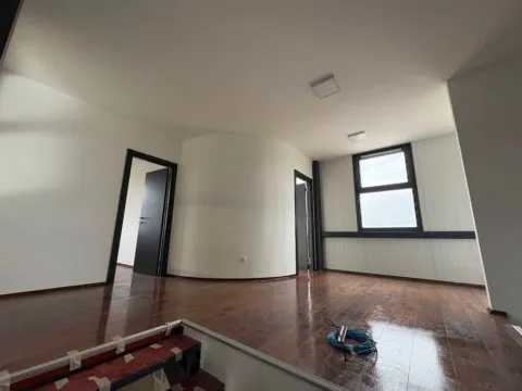 Rent, office space, 650m², Jovanovac, Kragujevac - image 5