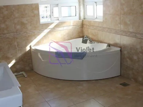 Rent, house, 200m², Donja Gorica, Podgorica - image 3