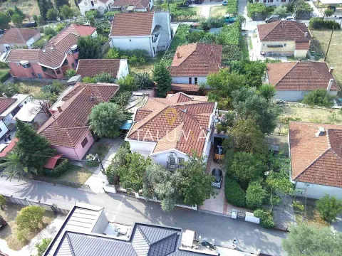 Sale, house, 300m², Ibričevina, Podgorica - image 1