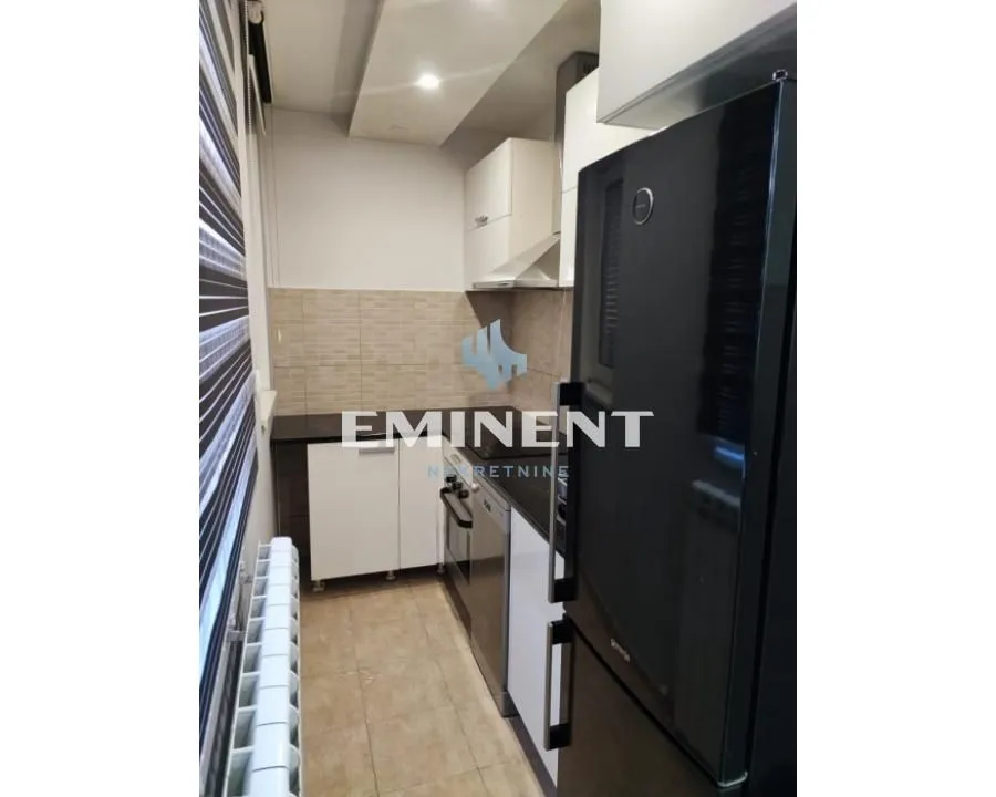 Rent, two bedroom apartment, 42m², Crveni Krst, Beograd