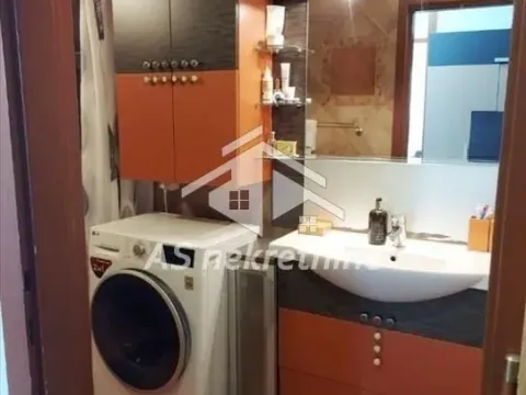 Izdavanje, četvorosoban stan, 115m², Hala Pionir, Palilula Sve Podlokacije - image 17