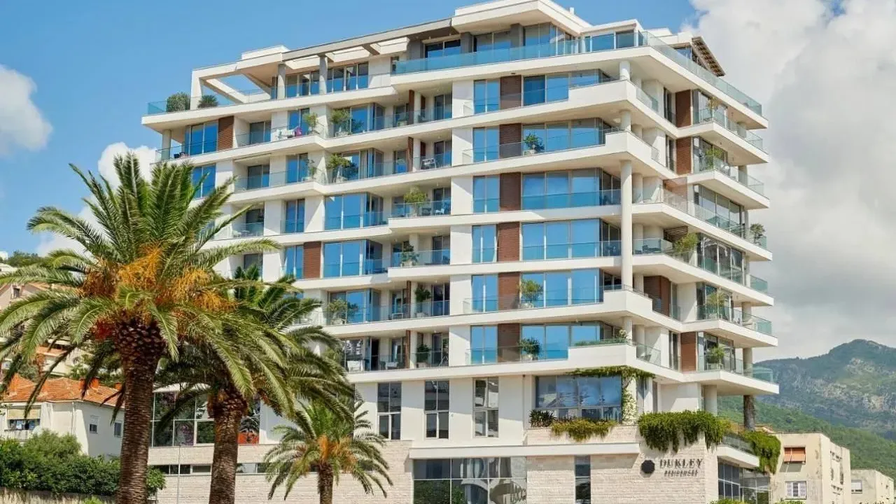 Prodaja, jednosoban stan, 64m², Budva, Crna Gora