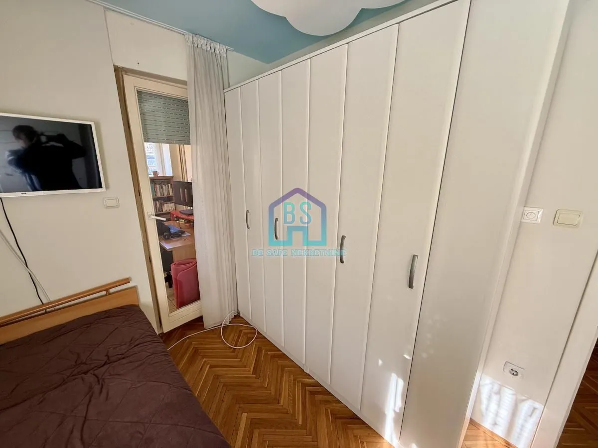 Prodaja, trosoban stan, 73m², Bulevar Oslobodjenja, Novi Sad Sve Podlokacije