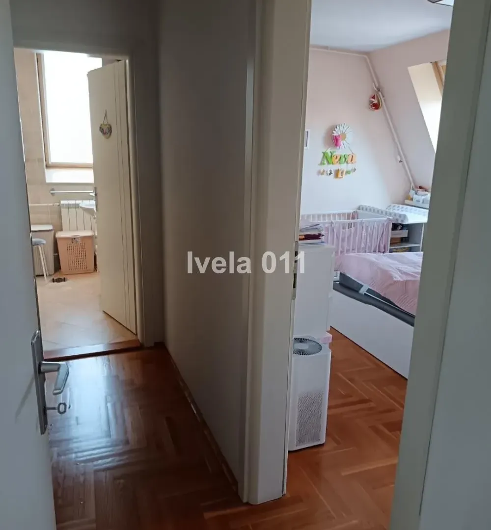 Prodaja, četvorosoban stan, 98m², Voždovac Sve Podlokacije, Beograd