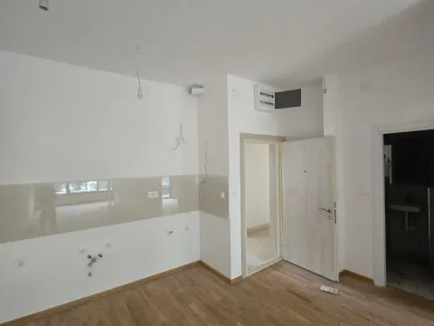 Prodaja, jednosoban stan, 42m², Donja Gorica, Podgorica - image 6