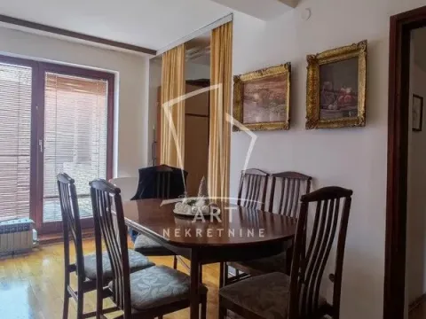 Prodaja, trosoban stan, 107m², Petlovo Brdo, Beograd - image 3