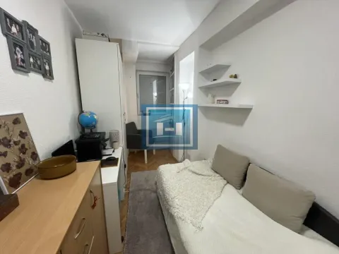 Prodaja, trosoban stan, 66m², Centar, Jagodina - image 6