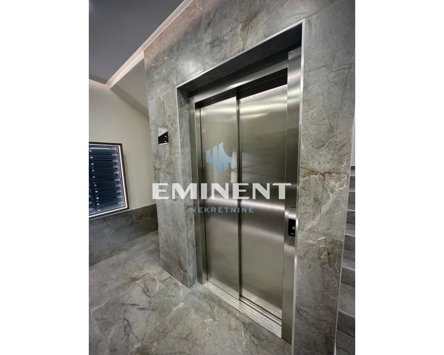 Sale, apartment, 61m², Cvetkova Pijaca, Zvezdara Sve Podlokacije