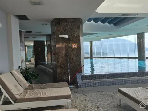 Sale, one bedroom apartment, 77m², Budva, Crna Gora - image 19