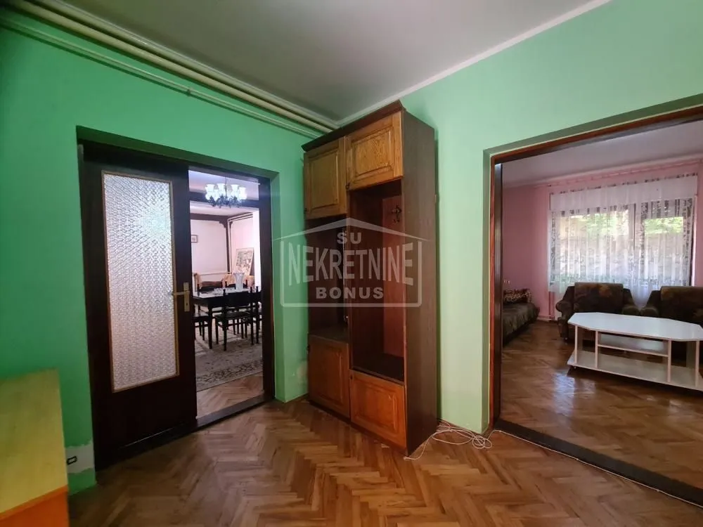 Prodaja, kuća, 400m², Aleksandrovo, Subotica