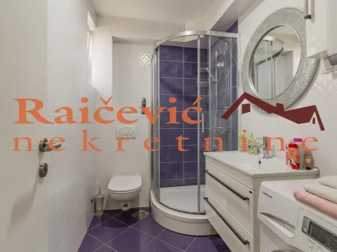 Prodaja, trosoban stan, 84m², Zemun Gornji Grad, Zemun Sve Podlokacije - image 12