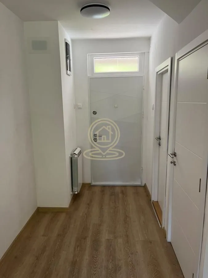 Rent, house, 120m², Šumice, Beograd