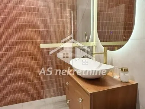 Izdavanje, dvosoban stan, 45m², Stari Grad, Beograd - image 14