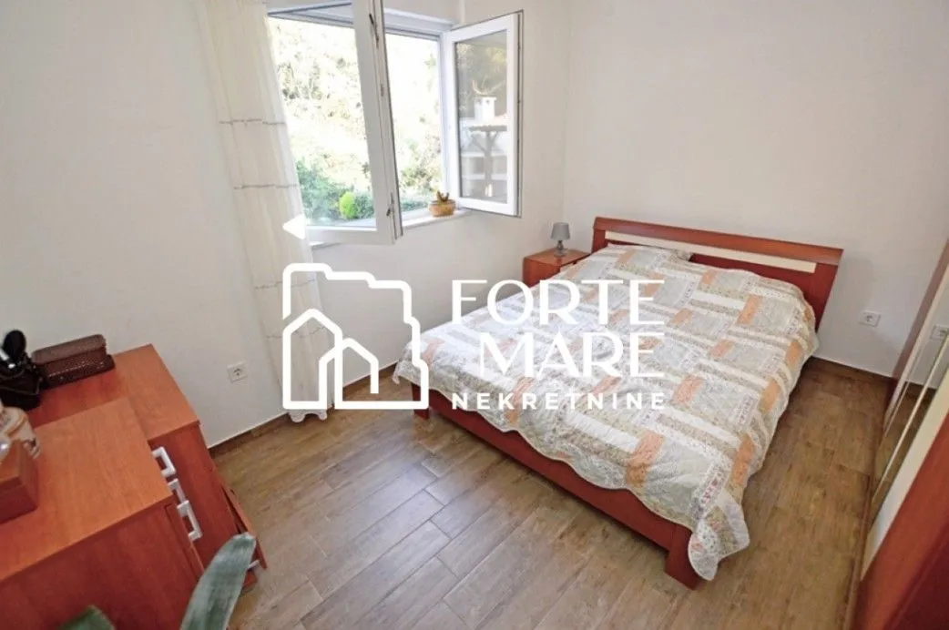 Prodaja, petosoban stan, 272m², Baošići, Herceg Novi